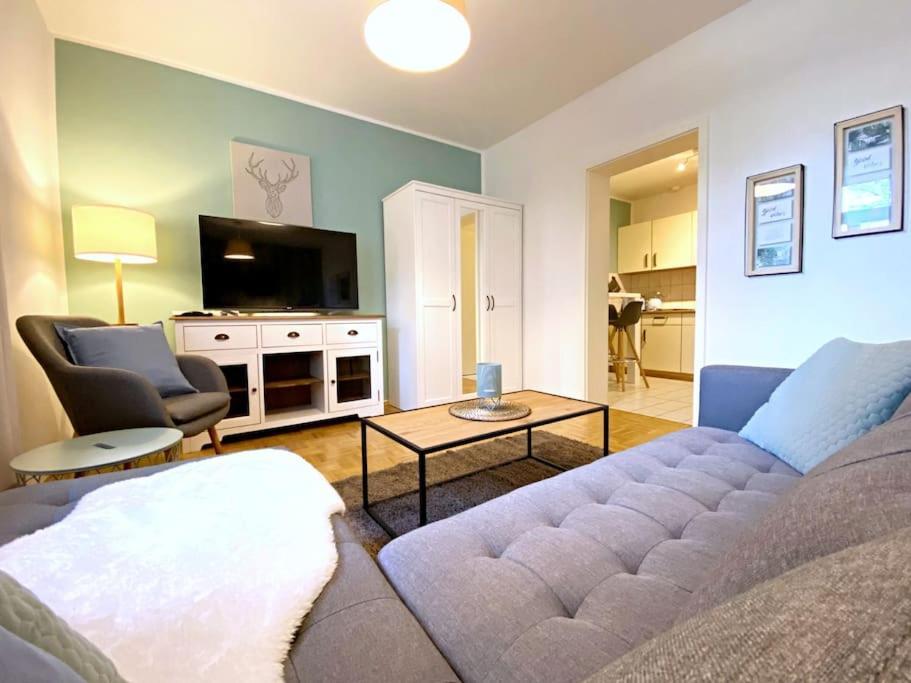 Apartment Gruene Idylle In Der Naehe Des Zwenkauer Sees *